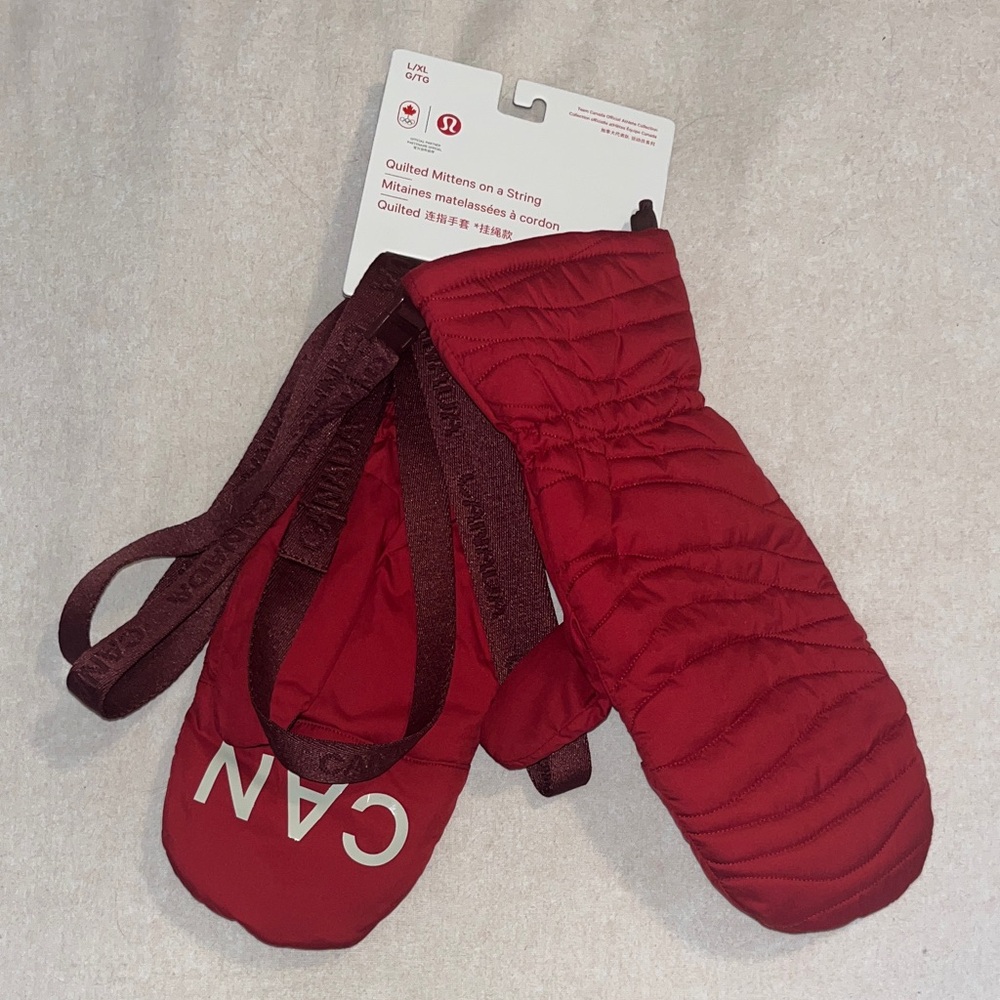 NWT lululemon Team Canada Quilted Mittens on String